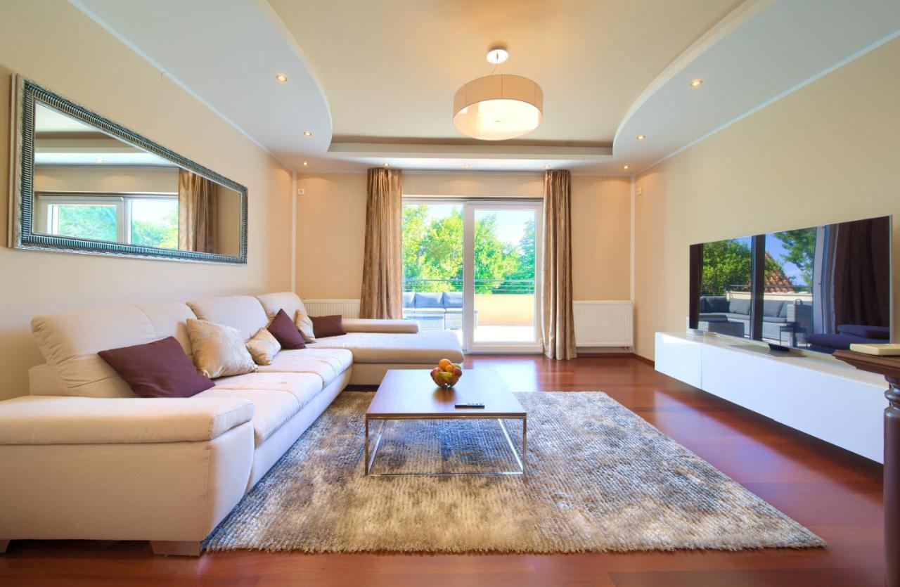Tramonto Apartment คิร์ก ภายนอก รูปภาพ
