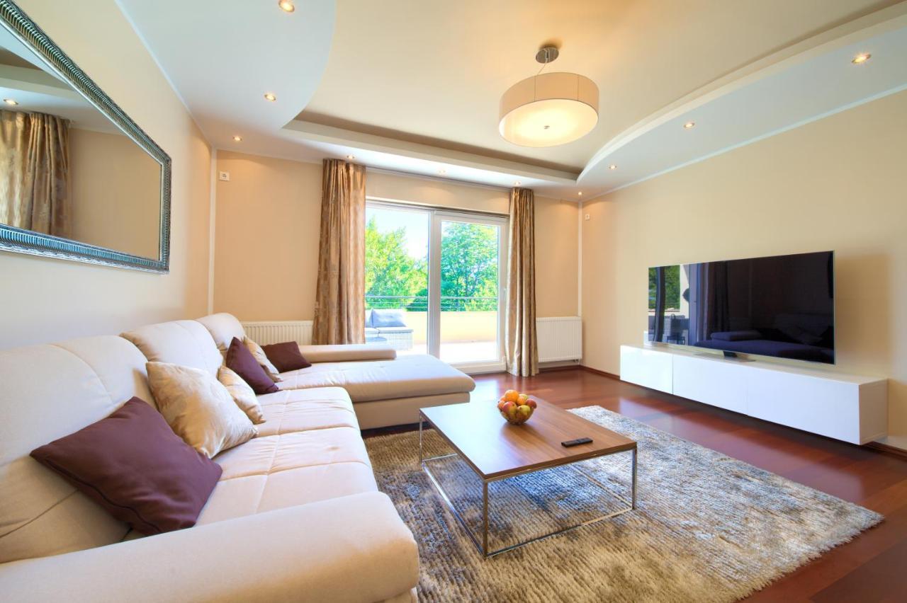 Tramonto Apartment คิร์ก ภายนอก รูปภาพ