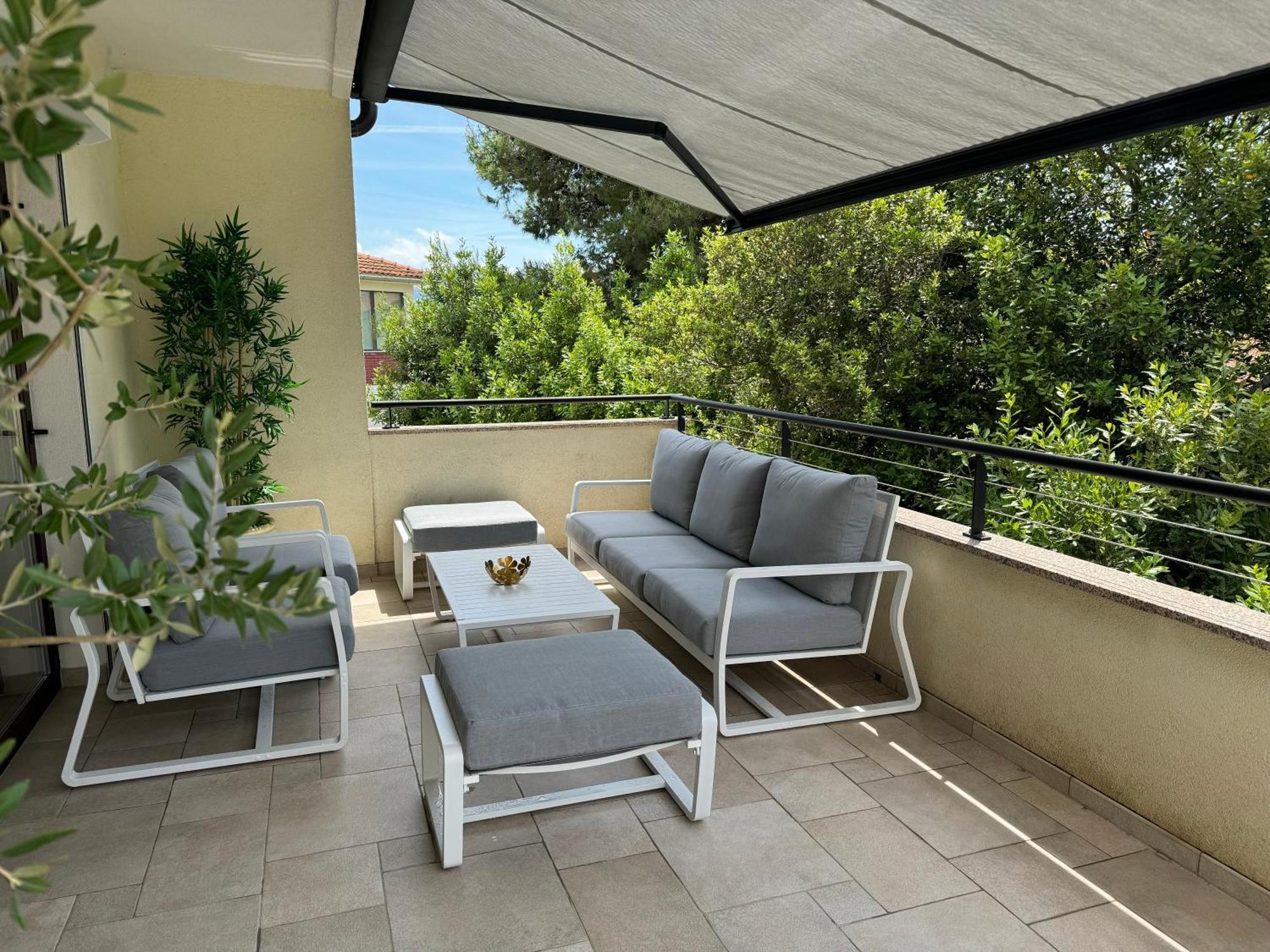 Tramonto Apartment คิร์ก ภายนอก รูปภาพ