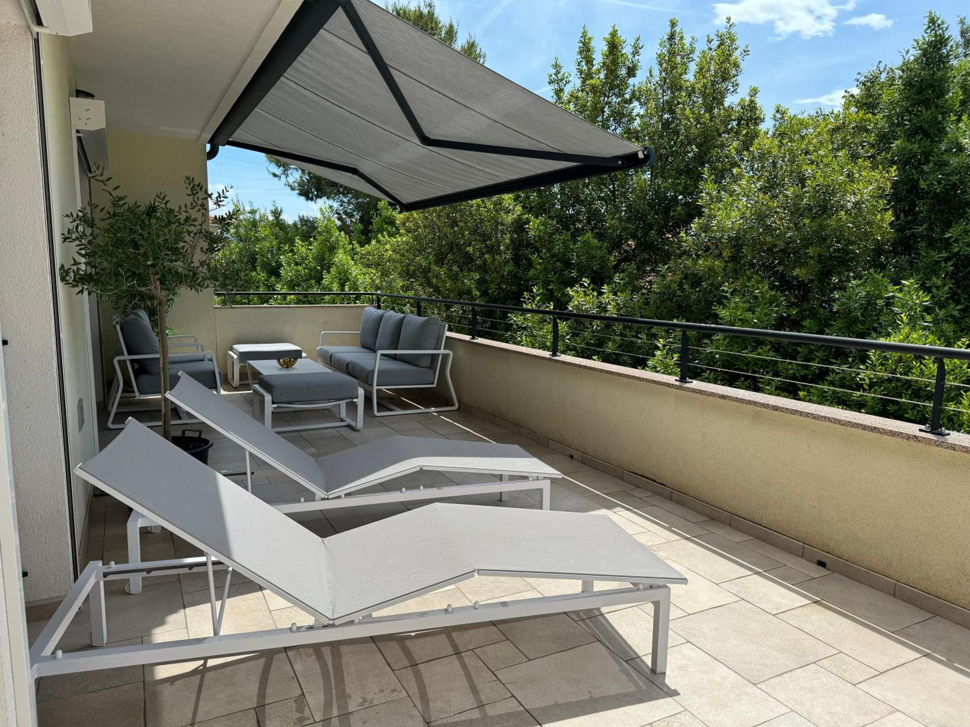 Tramonto Apartment คิร์ก ภายนอก รูปภาพ